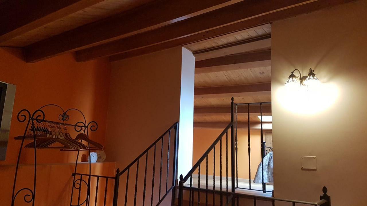 Scaccia Pensieri Villa Cerchio Exteriör bild