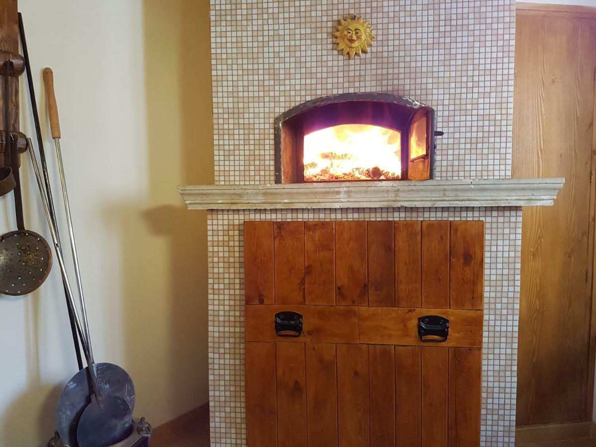Scaccia Pensieri Villa Cerchio Exteriör bild