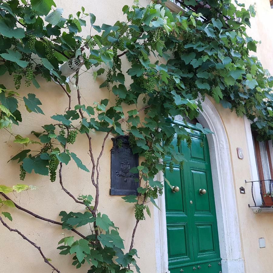 Scaccia Pensieri Villa Cerchio Exteriör bild