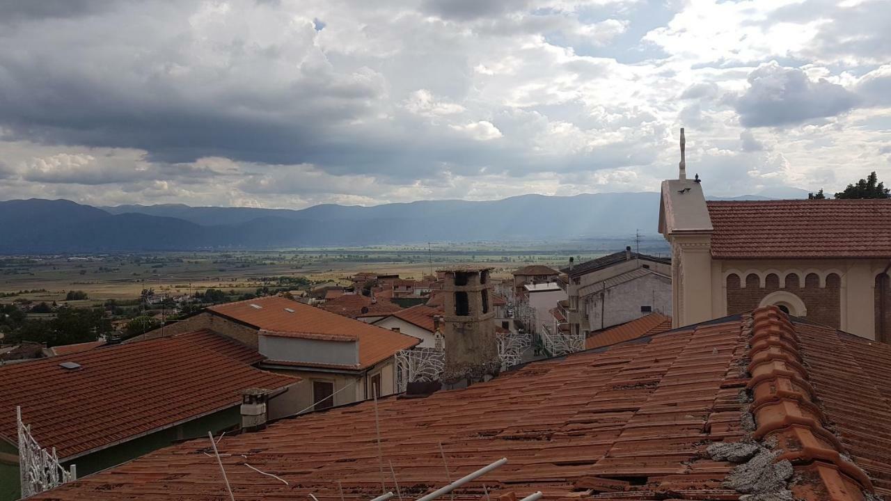 Scaccia Pensieri Villa Cerchio Exteriör bild