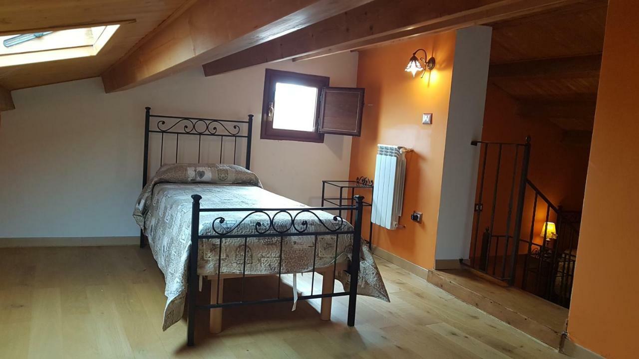 Scaccia Pensieri Villa Cerchio Exteriör bild