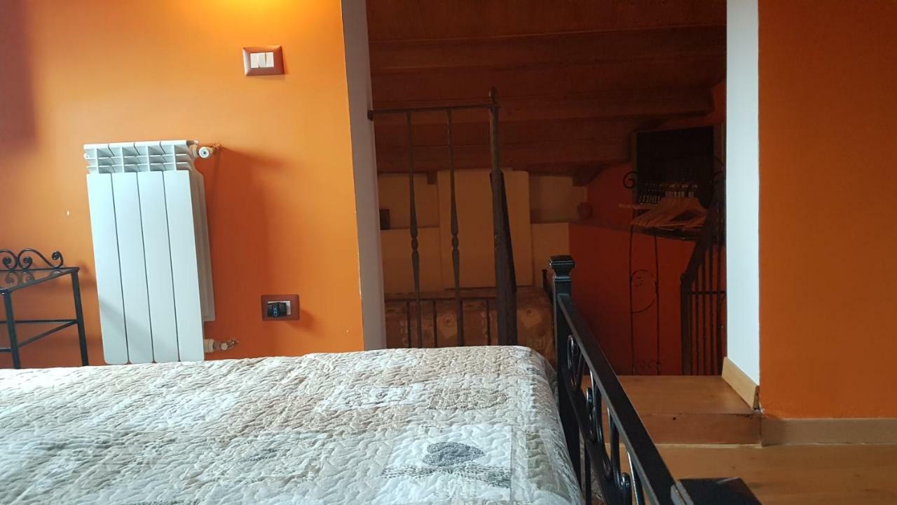 Scaccia Pensieri Villa Cerchio Exteriör bild