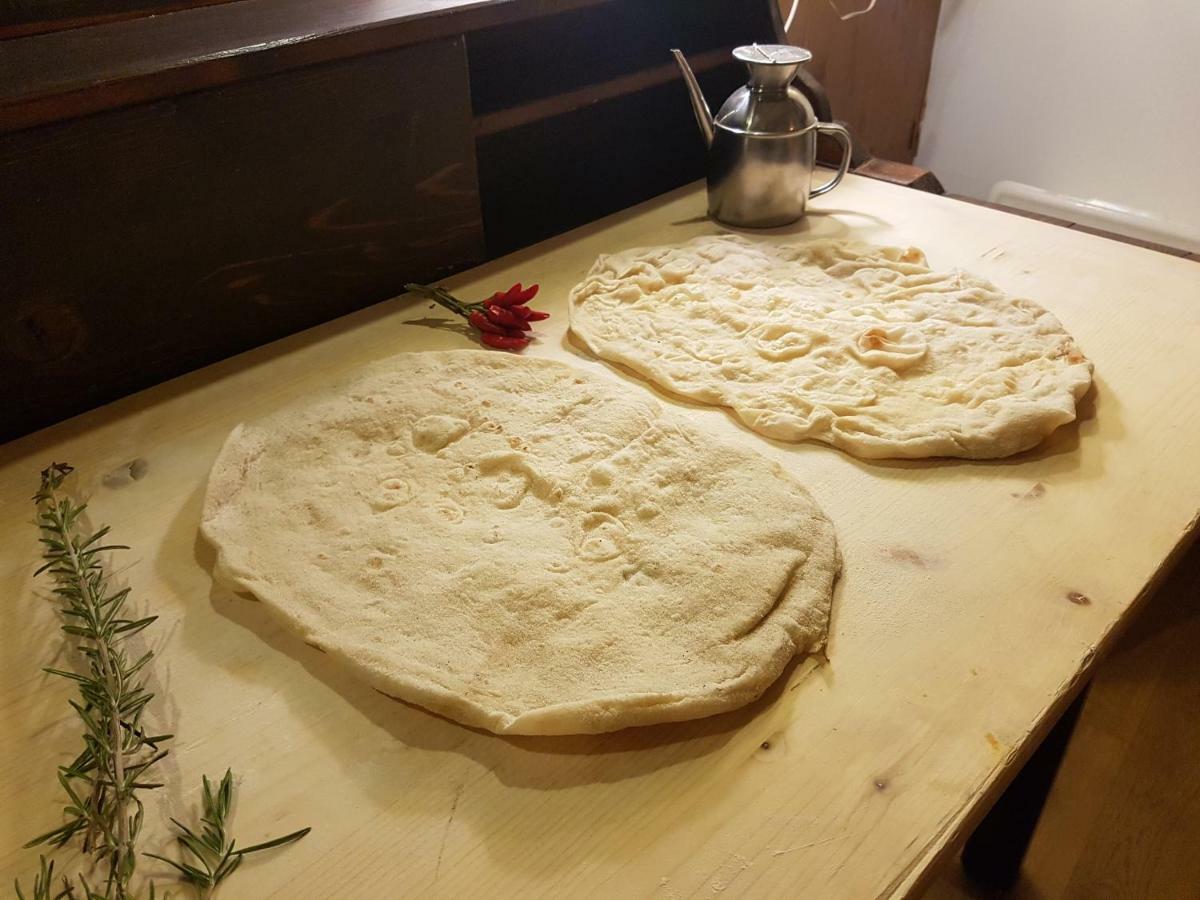 Scaccia Pensieri Villa Cerchio Exteriör bild