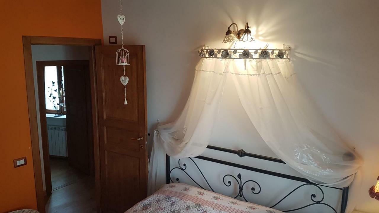 Scaccia Pensieri Villa Cerchio Exteriör bild